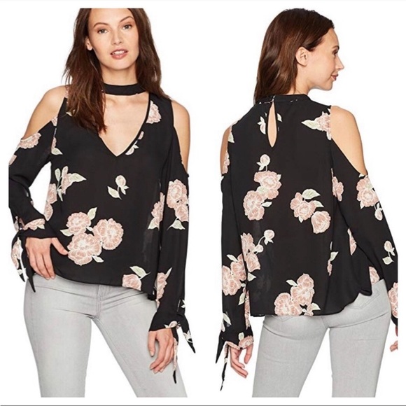 Cupcakes and Cashmere Floral Blouse - Picture 1 of 5